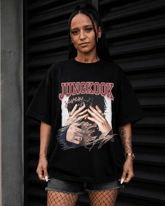 T-shirt Jungkook Seven preta - mockup principal - SuDrops