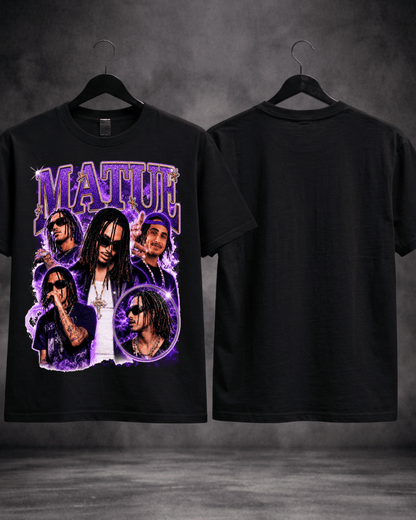 T-shirt Matuê Bootleg Roxa preta - detalhe da estampa frontal - SuDrops