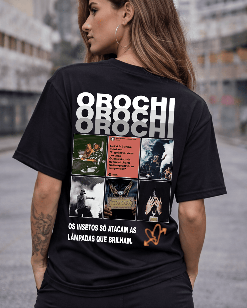 T-shirt Orochi Edição de Fã Limitada preta - mockup principal - Sudrops